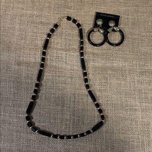 Trifari Black and Gold Necklace Set